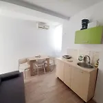 Ryanna Pe Plaja Belona Pensiune