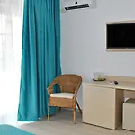 Ryanna Pe Plaja Belona Pensiune 4*