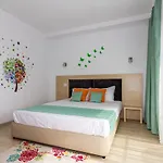 Ryanna Pe Plaja Belona