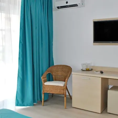 Ryanna Pe Plaja Belona Pensjonat 4*