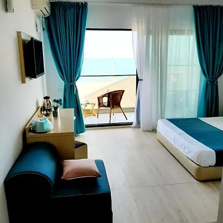 Pensjonat Ryanna Pe Plaja Belona