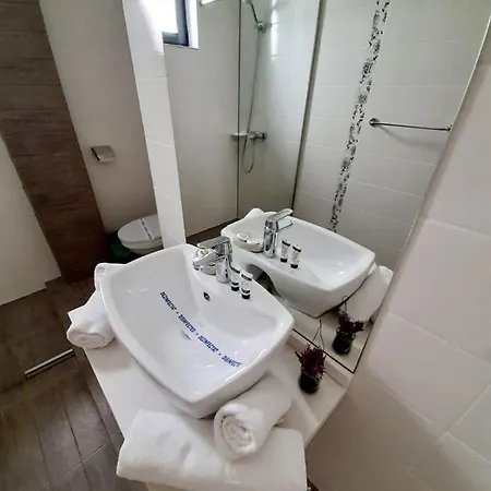 Ryanna Pe Plaja Belona Pensjonat 4*