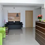 Ryanna Pe Plaja Belona Guest house
