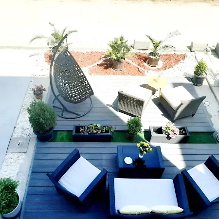 Ryanna Pe Plaja Belona Vendégház 4*