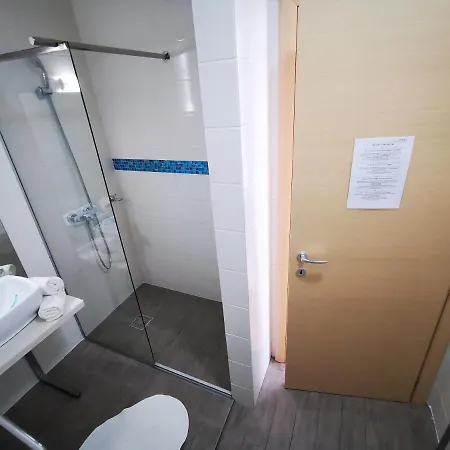 Ryanna Pe Plaja Belona Gæstehus
