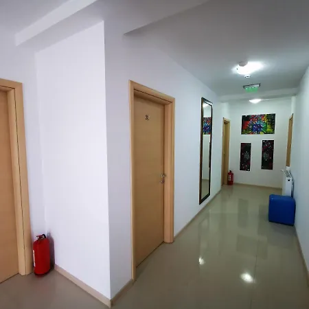 Ryanna Pe Plaja Belona