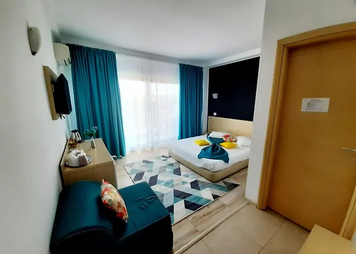 Ryanna Pe Plaja Belona 4* 艾福雷诺德