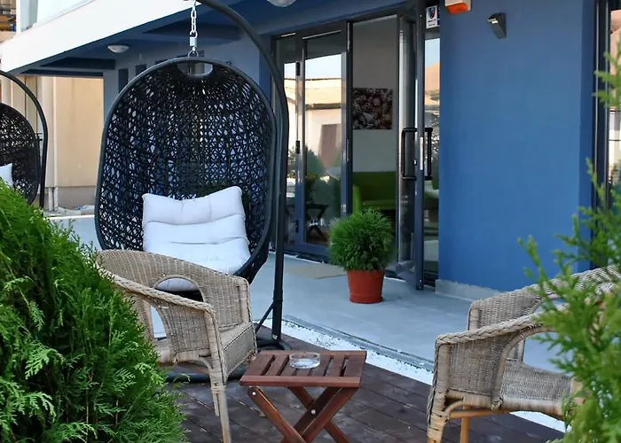 Penzion Ryanna Pe Plaja Belona 4*