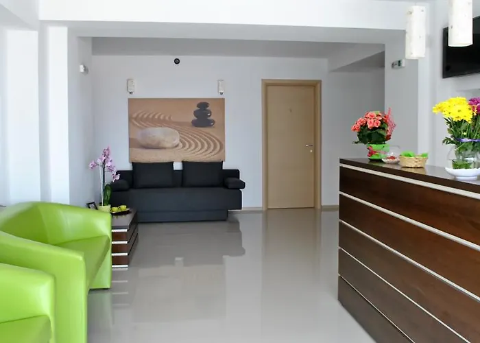 Ryanna Pe Plaja Belona 招待所