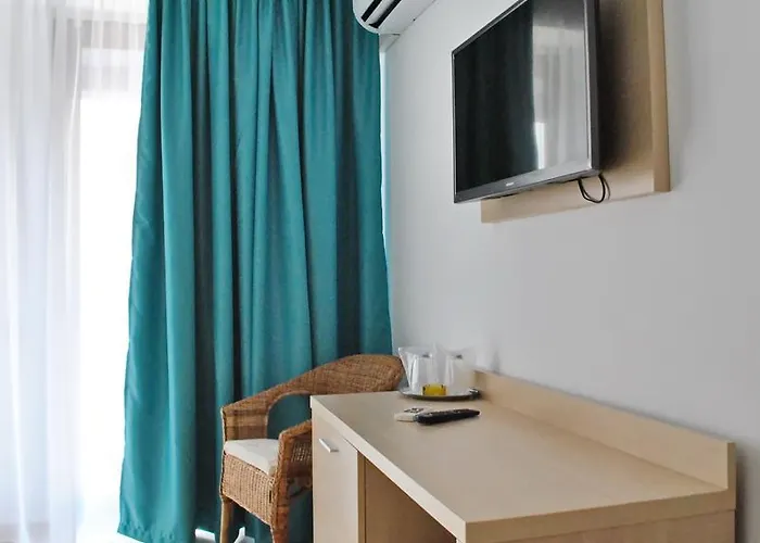 Ryanna Pe Plaja Belona Penzion