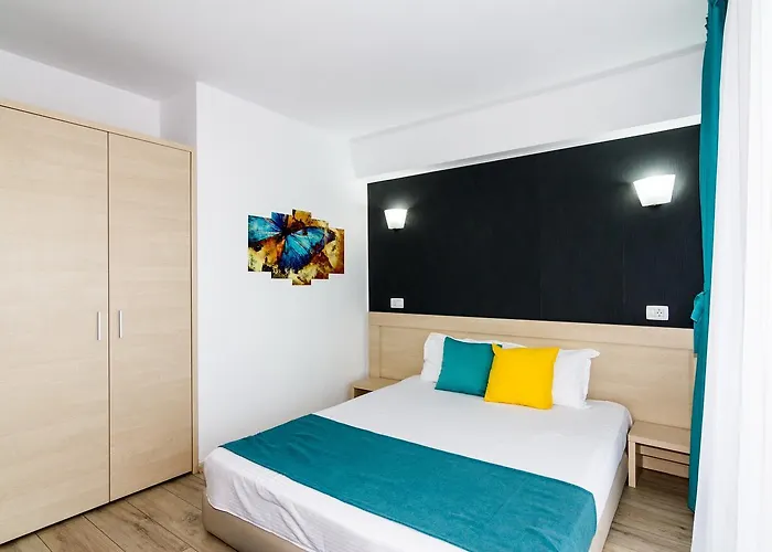 Ryanna Pe Plaja Belona 艾福雷诺德