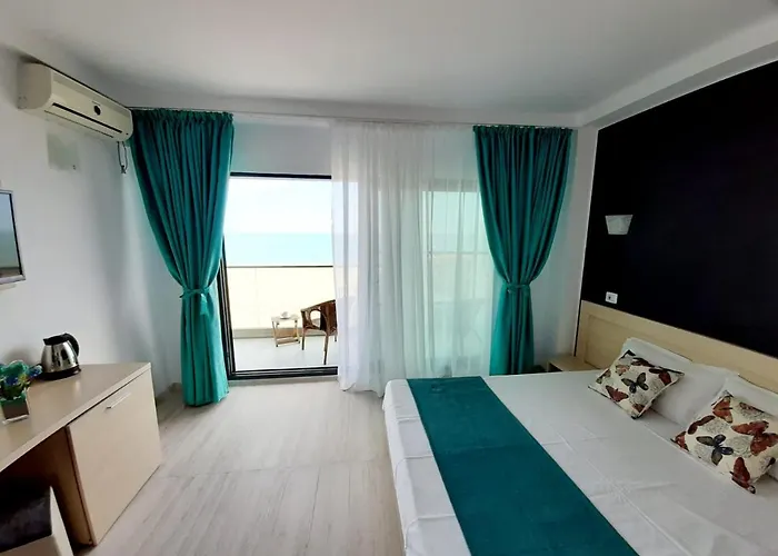 Penzion Ryanna Pe Plaja Belona 4*